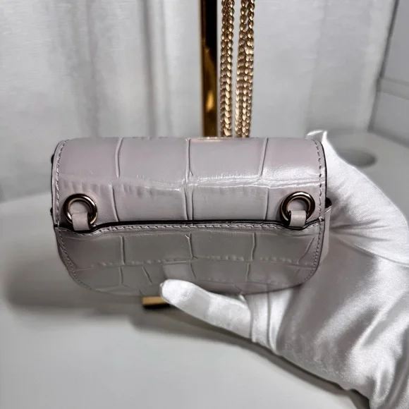 ❣️SOLD - Coach Morgan Card Case On A Chain - Picture 6 of 15